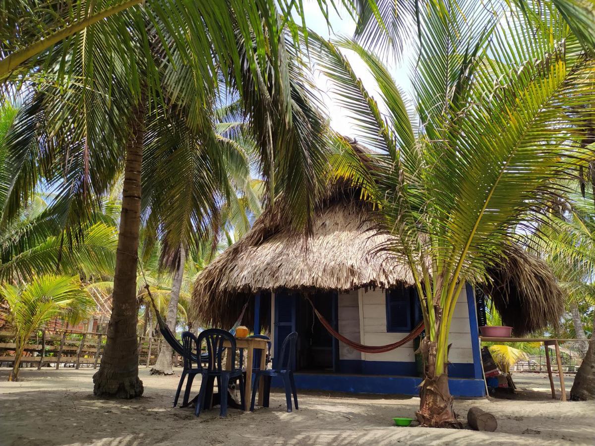 Rainbow Hostel San Bernardo del Viento Eksteriør bilde